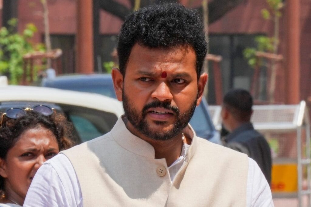 'Mischievous & Unlawfal': Aviation Minister Condemns Bomb Threats Targeting Indian Airlines