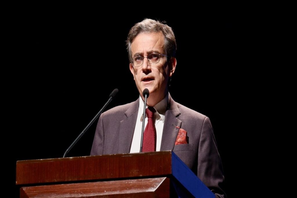 Delhi: French Ambassador's Mobile Stolen in Chandni Chowk Market, Four Arrested