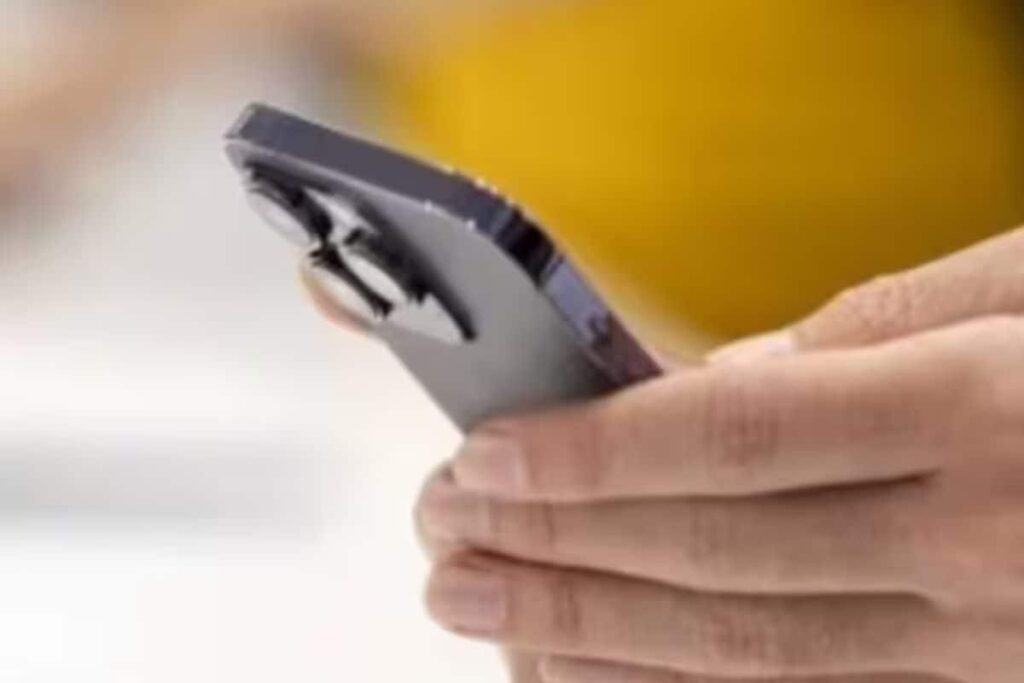 Ajmer Boy Posts Photo of Ceiling Fan Online, Police's Swift Action Prevents Suicide