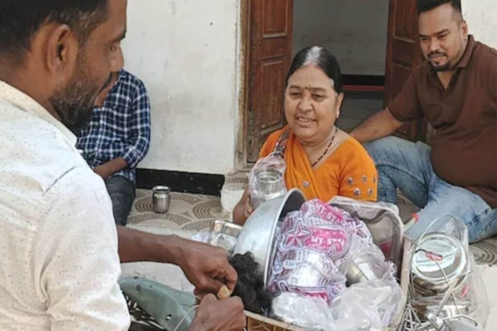 Women in MP's Burhanpur Trade Hair for Income, Earn Up To Rs 3,000 Per Kg