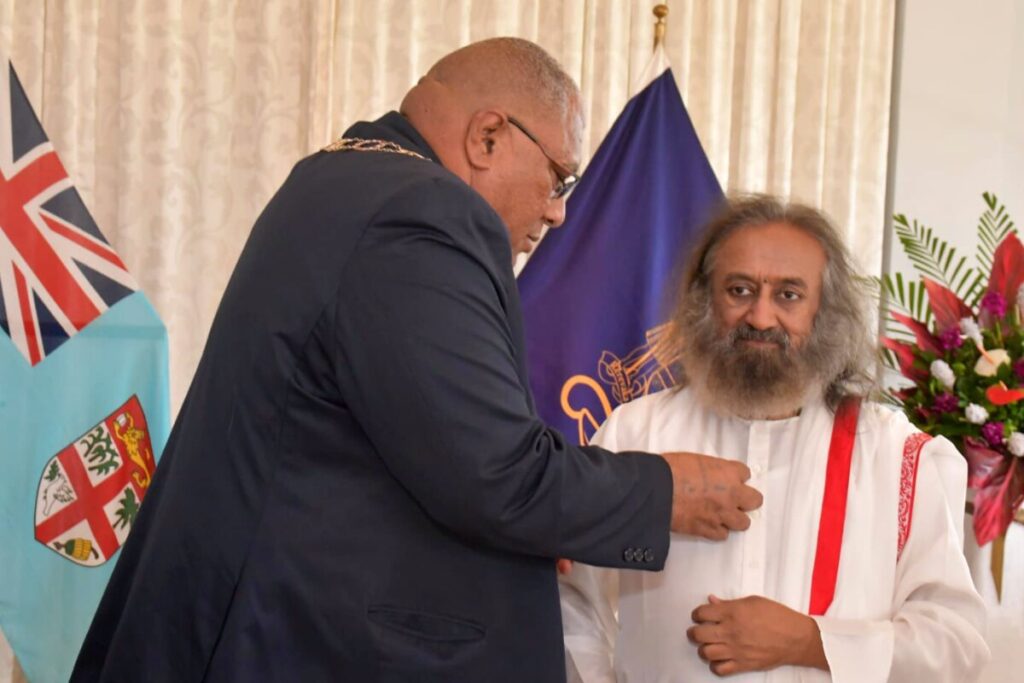 Sri Sri Ravi Shankar Honoured With Fiji's Highest Civilian Award
