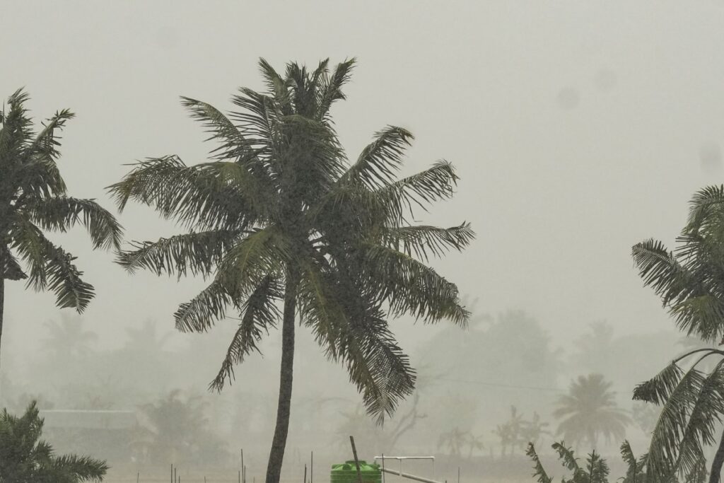 As Cyclone Dana Nears Odisha, CM Majhi Brings Back 6 Seasoned IAS Officers To Manage Situation