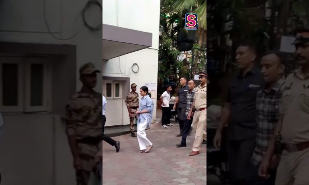 Nita And Isha Ambani Cast Their Votes In Mumbai | Maharashtra Assembly Elections 2024 | N18S