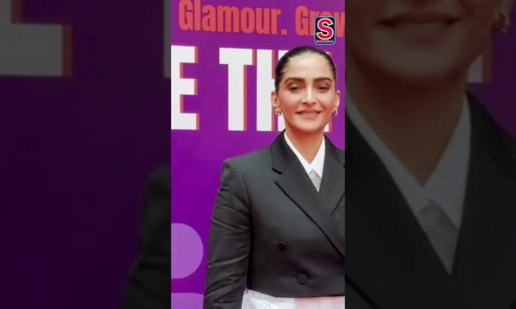 Sonam Kapoor Turns Heads In Her Chic And Unique Outfit Of The Day | Sonam Kapoor Ahuja | N18S