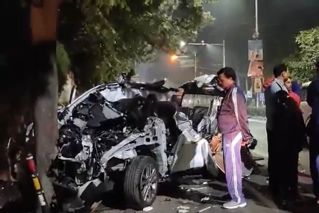 6 Students Dead, 1 Critical After Speeding Car Crashes Into Truck In Dehradun