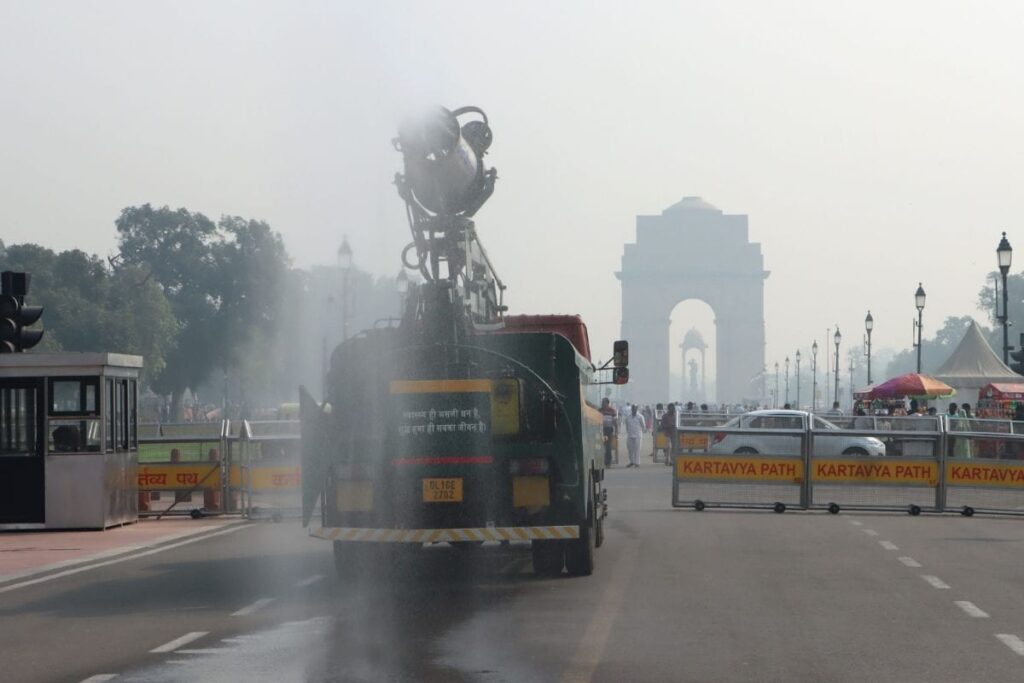 SC Flags Delhi Govt's Failure To Implement GRAP-4 Curbs Amid Rising Air Pollution