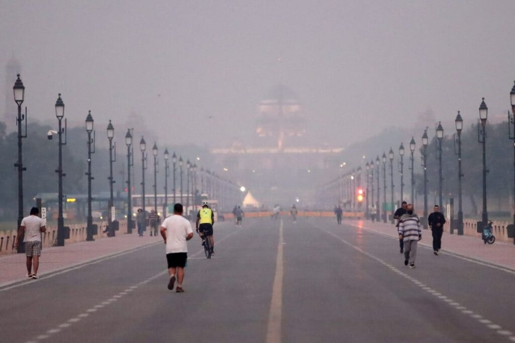 Hospitals Report Fewer Respiratory Cases During Diwali, But Experts Warn Of Worsening AQI Ahead