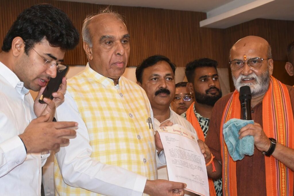 Karnataka Waqf Row: 2012 Report Reveals Modus Operandi By ‘Influential’ Netas To Siphon Off Funds | Exclusive