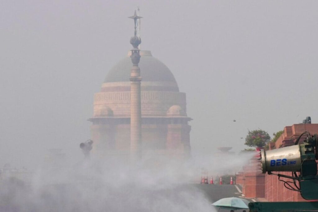 'Why So Late In Implementing GRAP 3': Supreme Court Pulls Up Delhi Govt Over Air Pollution