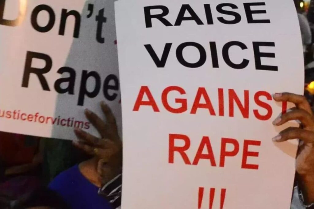 Delhi Shocker: Gangraped At ITO, Traumatised Survivor Walks On Road With Torn Clothes, Injuries