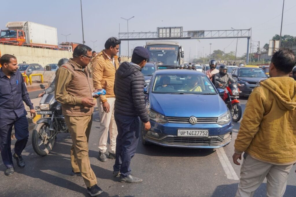 Transport Dept Has Impounded 2,445 End-Of-Life Vehicles In Delhi Since October 11, Lok Sabha Told