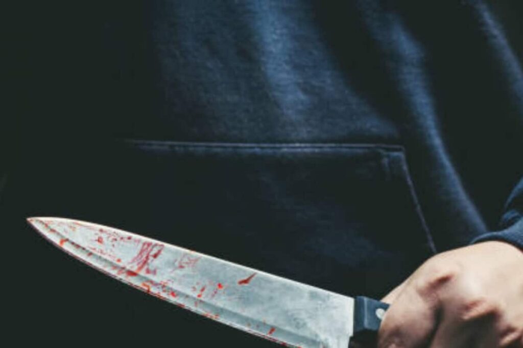 Bengaluru Shocker! Man Stabs Girlfriend To Death, Spends Day With Body Before Evading