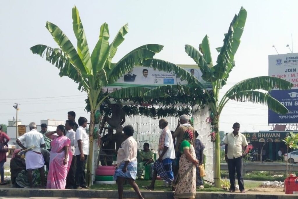 Eco-Friendly Bus Shelter Made From Plastic Bottles Draws Widespread Praise