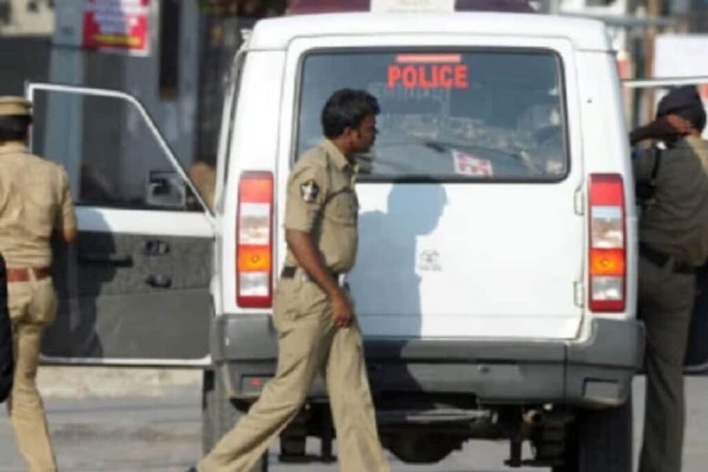 'Husband Threatened To Leak My Videos': Back From London, Hyderabad Woman Goes Straight To Cops