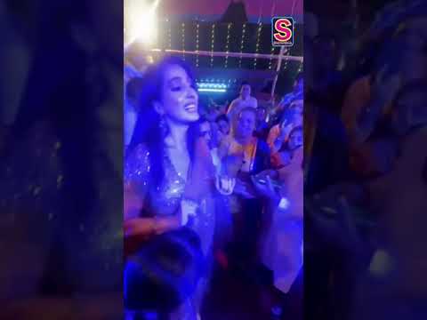 Nora Fatehi Travels To Ratnagiri Attends Teammate’s Wedding And Enjoy With The Family | N18S