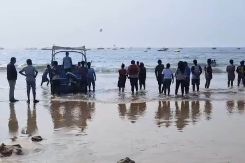 One Dead, 20 Rescued As Tourist Boat Capsizes Off Goa Coast