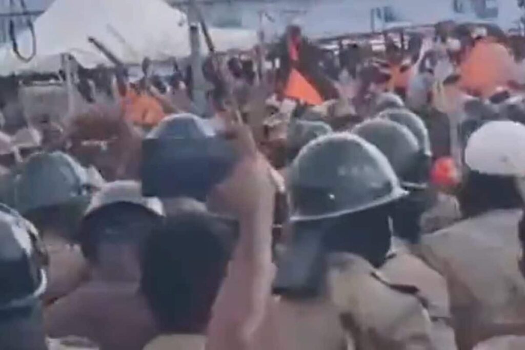 BJP's 'Dictator' Jibe At Karnataka Govt After 'Lathi-Charge' During Reservation Protest