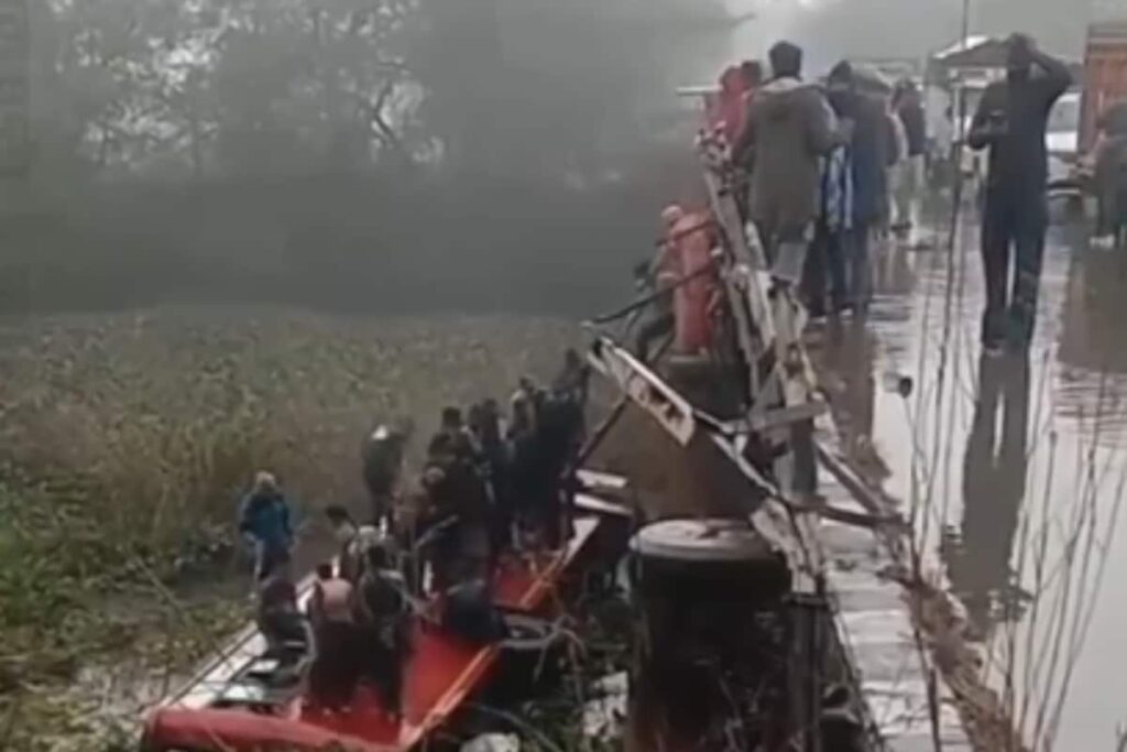 2 Killed, Over 20 Injured After Bus Falls Into Drain In Punjab's Bathinda