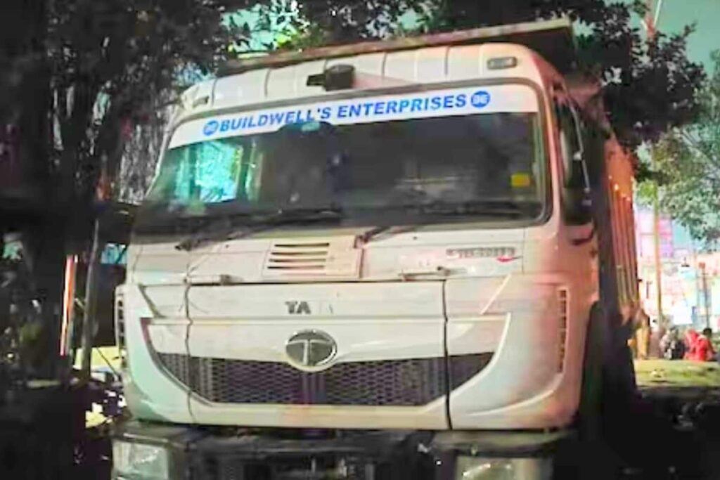 3 Killed, 6 Injured After Drunk Dumper Driver Runs Over People Sleeping On Roadside In Pune