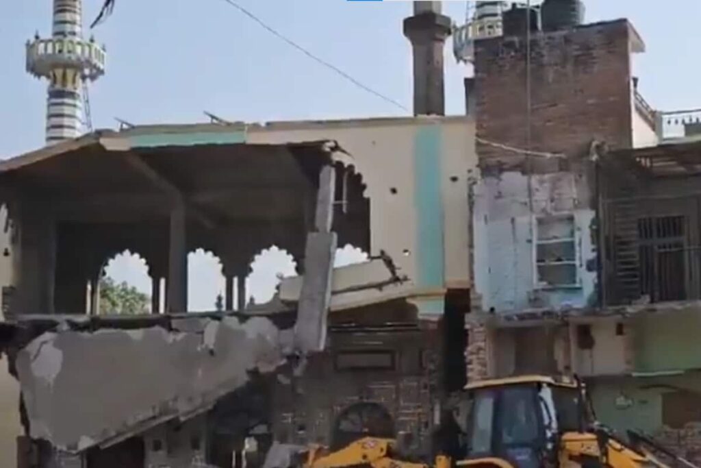 Portion Of 185-Year-Old Noori Masjid Demolished For Highway Widening In UP's Fatehpur