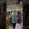 Chris Martin Has A Cute Interaction With Fans While Visiting Babulnath Temple | #shorts N18S