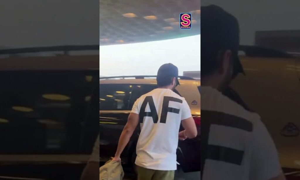 Shahid Kapoor Looks Dapper ‘AF’ As He Poses For Paps At Mumbai Airport | N18S | #shortvideos