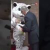 J&K CM Omar Abdullah Meets Khelo India Mascot, Takes A Selfie With It | Khelo India | J&K CM | N18S