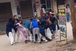 Punched, Dragged Each Other By Hair: Two School Girls Clash 'Over Same Boy' In UP