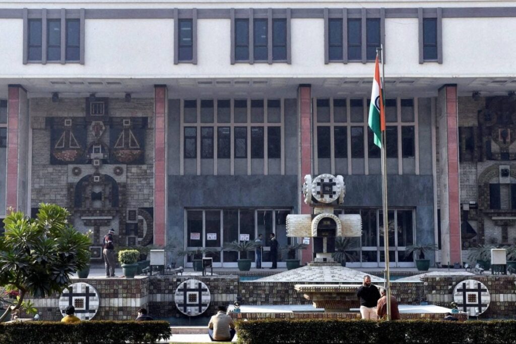 Delhi HC Calls Special Sitting To Table CAG Reports 'Impractical', Orders Submission After Polls