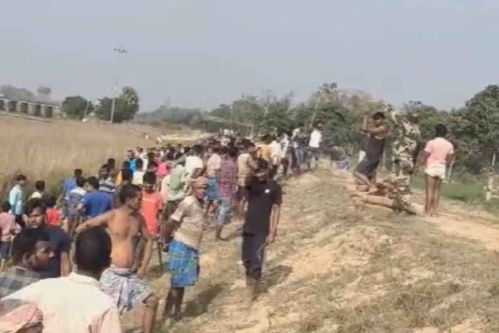 Tensions Erupt As BSF, Border Guards Bangladesh Clash Over Barbed Wire Fence