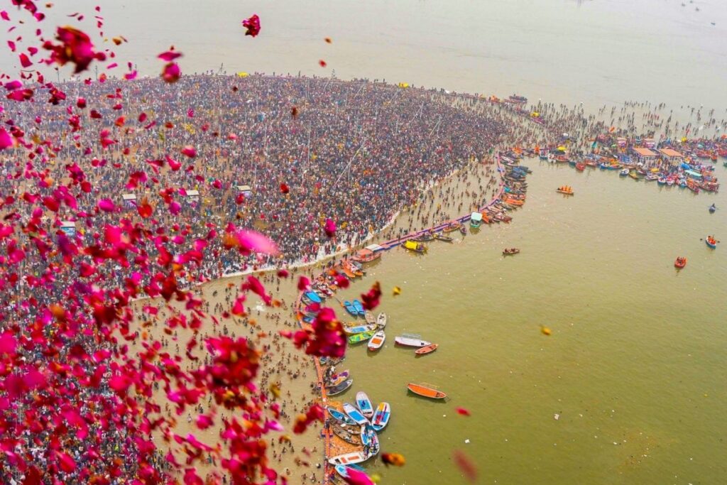 Mahakumbh Mela 2025 Live: 3.5 Crore Devotees Took Holy Dip On Makar Sankranti, Millions Line Up Today