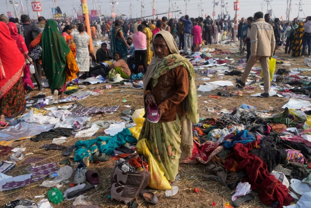 Thousands Going To Kumbh Stranded As UP Looks To Decongest Prayagraj After Deadly Stampede