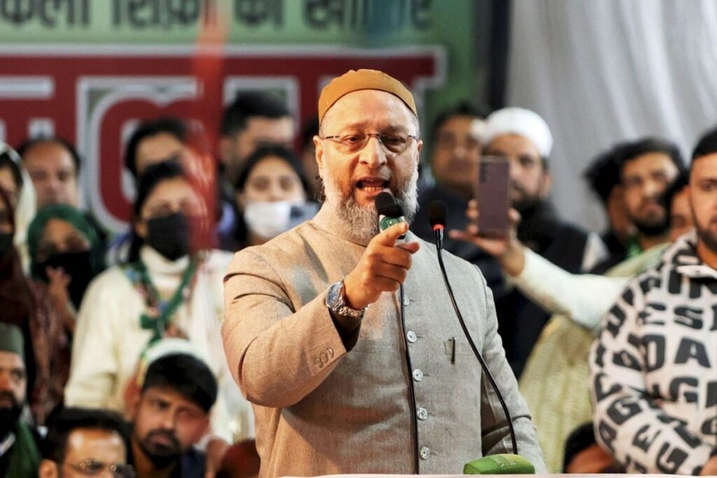 'Step To Weaken Muslims': Asaduddin Owaisi Slams JPC's Waqf Bill Report, Submits 229-Page Dissent Note