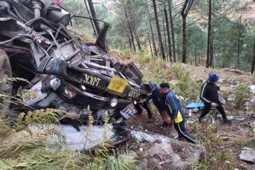 5 Killed, 17 Injured After Bus Falls Into Gorge In Uttarakhand's Pauri