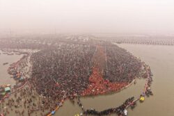 Mahakumbh Mela: Naga Sadhus Enchant Devotees At Triveni Sangam on Makar Sankranti