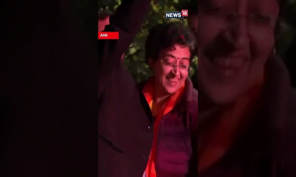 AAP’s Atishi Dances To Celebrate Her Kalkaji Seat Win In Delhi Polls | Delhi Election Results | N18S