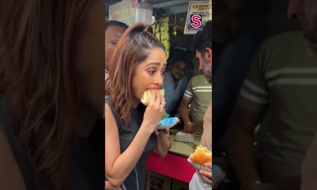 Nushrratt Bharuccha's Spice Tolerance Is Put To Test As She Tries A Spicy Vada Pav | N18S | #shorts