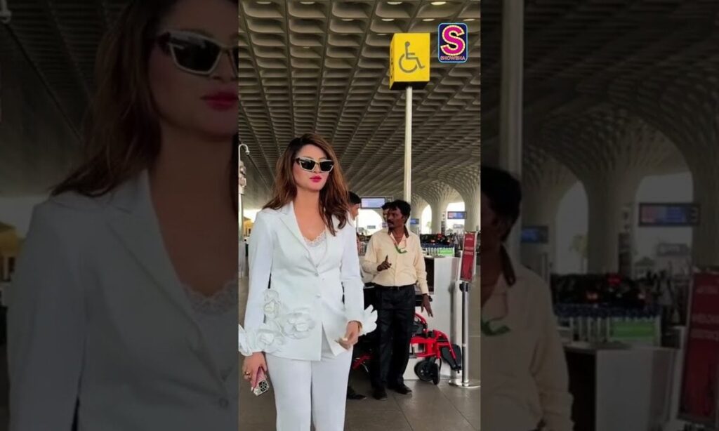 Urvashi Rautela Looks Stunning In All White Look At Airport | Bollywood | Fashion | #viral