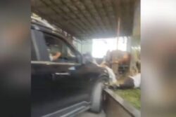 Drunk Driver Rams SUV Into Guards At Mumbai Apartment Gate After Being Denied Entry | Video