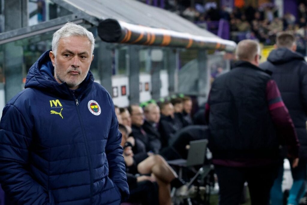 Jose Mourinho Handed Four-Match Ban For Comments Following Istanbul Derby