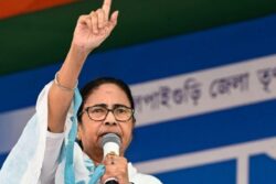Mamata Banerjee Alleges BJP Added Fake Voters with EC's Help, Threatens Indefinite Protest