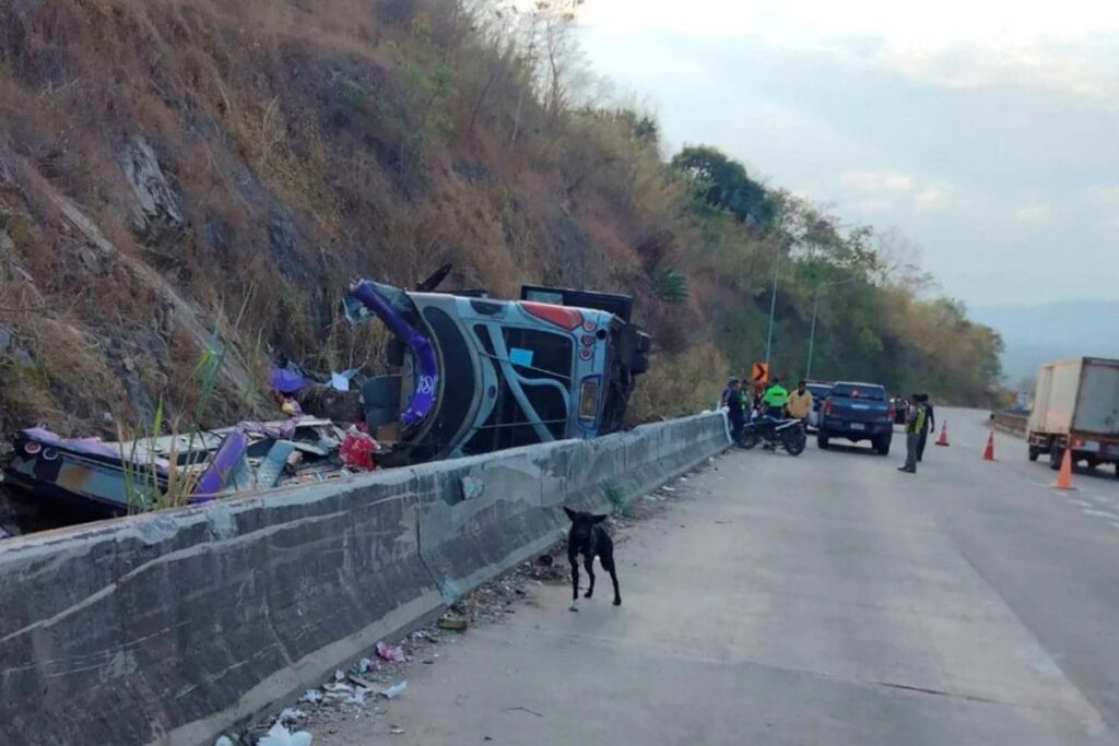 18 Killed, 31 Injured As Bus Overturns In Eastern Thailand