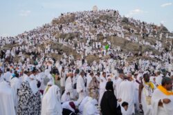 Saudi Arabia Bans Children From Hajj 2025, Changes Visa Rules for 14 Nations