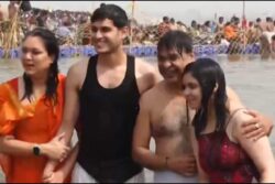Assam CM Himanta Biswa Sarma Takes Holy Dip At Maha Kumbh With His Family | Watch