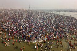 Devotees Flock To Sangam For Final Amrit Snan As Maha Shivratri Marks End Of 45-Day-Long Maha Kumbh