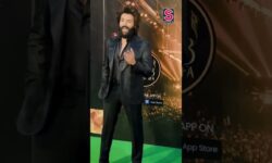 Kartik Aaryan Looking Sharp & Suave In Black!  Iifa Just Got A Dose Of Dapper! | Bollywood | N18S