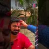 Raveena Tandon Wishes Paps On Holi, Applies Tika On Their Forehead | Bollywood | Celebrity | N18S