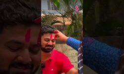 Raveena Tandon Wishes Paps On Holi, Applies Tika On Their Forehead | Bollywood | Celebrity | N18S