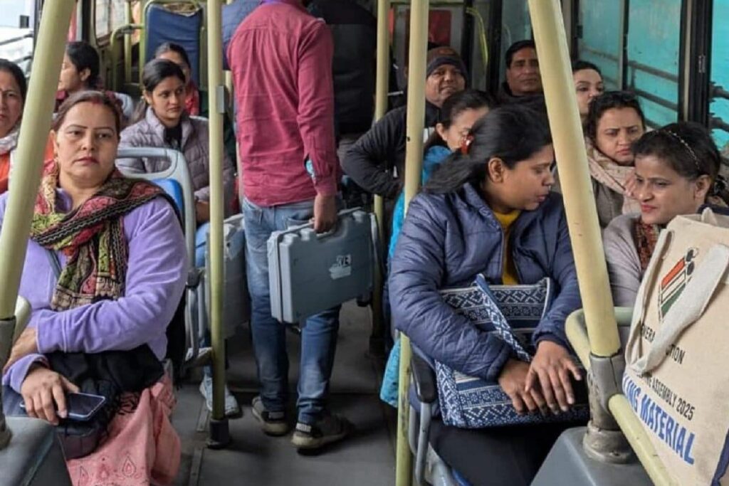 Delhi Budget 2025: ₹12,952 Crore Allocated For Transport, Travel Cards To Replace Pink Tickets