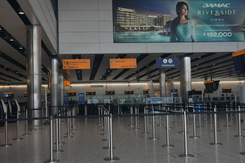 London Heathrow Airport Power Outage: Air India Says Services Disrupted; Flights Diverted, Cancelled